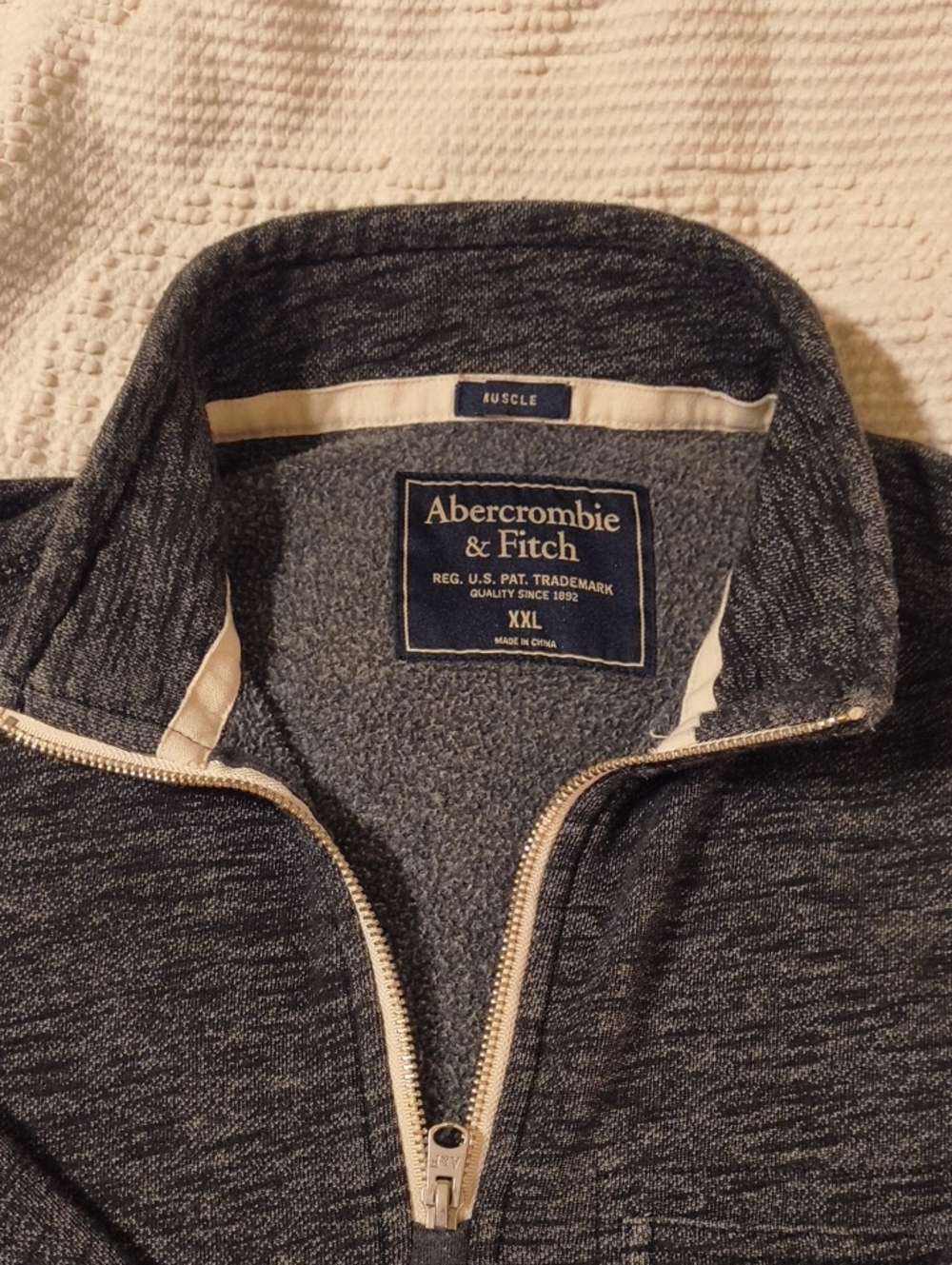 Abercrombie & Fitch Men's  Black And Gray HeatherQuarter-Zip Muscle Plover XXL